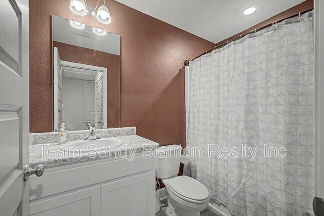 Building Photo - 9055 Golden Eye Dr