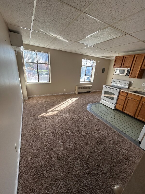 Building Photo - 57 W Vine St