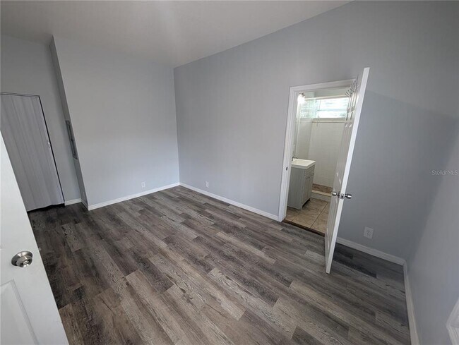 Building Photo - 103 S Westland Ave