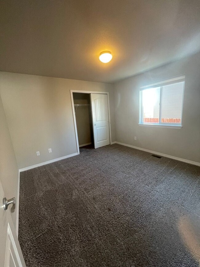 Building Photo - Adorable Lorson Ranch Home