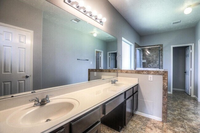 Building Photo - 21619 Rudy Glen Ct