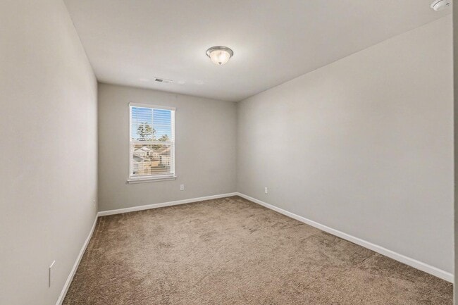 Building Photo - 213 Rubles Ln