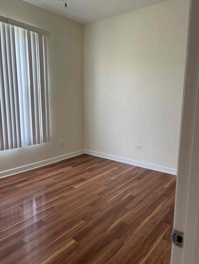 Building Photo - 803 S Karlov Ave