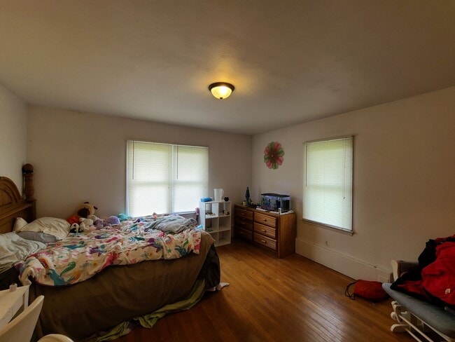 Building Photo - 2 Bedroom 1 Bath Home In Coloma