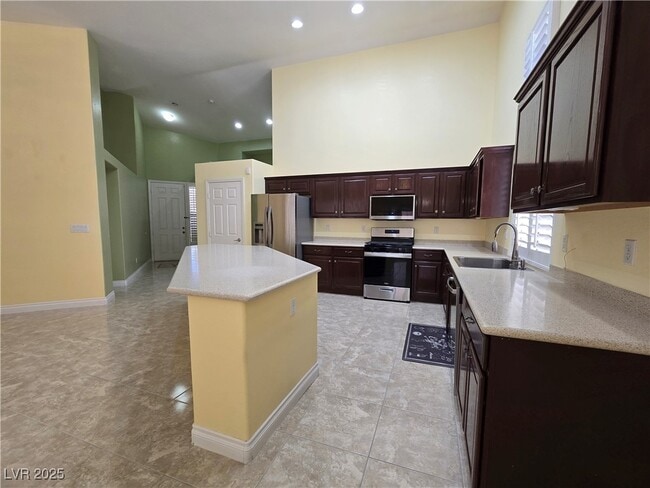 Building Photo - 6301 Heather Creek Pl