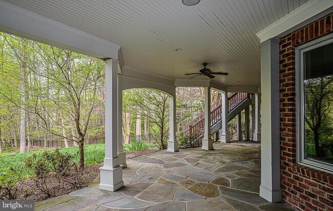 Building Photo - 7841 Montvale Way
