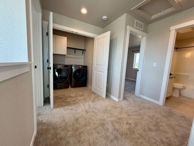 Building Photo - 1219 105th Avenue Ct