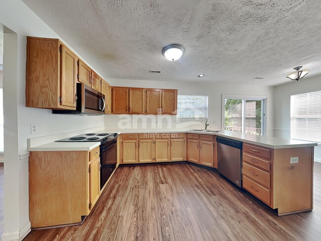 Building Photo - 2498 Port Kembla Dr