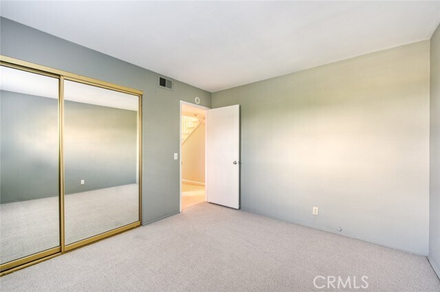 Building Photo - 2641 Alta Vista Dr