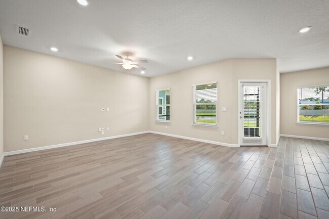 Building Photo - 2134 Major Oak St