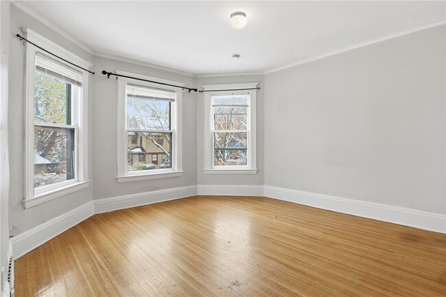 Building Photo - 98 Barrington St