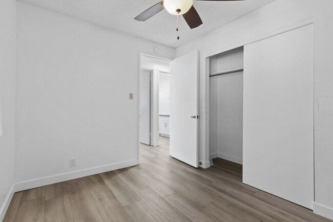 Building Photo - Kilihe Way Multi-Generational Home