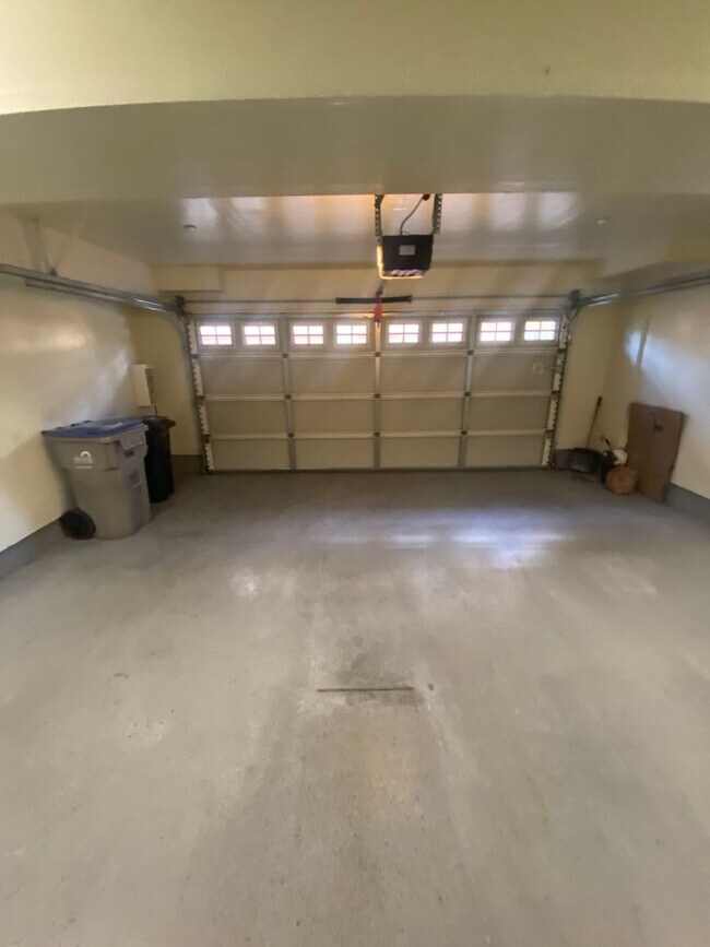 Building Photo - $4,290 / 4 BR -2170 SF - STUNNING SAN JOSE HOME IN BERRYESSA A MUST SEE!