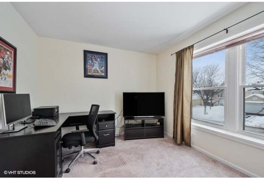 Building Photo - 113 N Fiore Pkwy