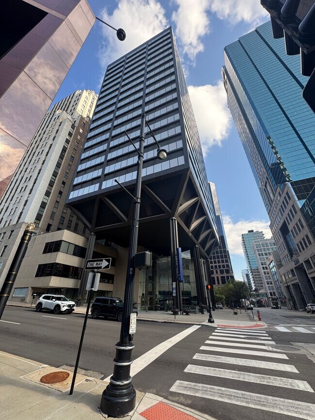 Building Photo - Wallstreet Tower Condo