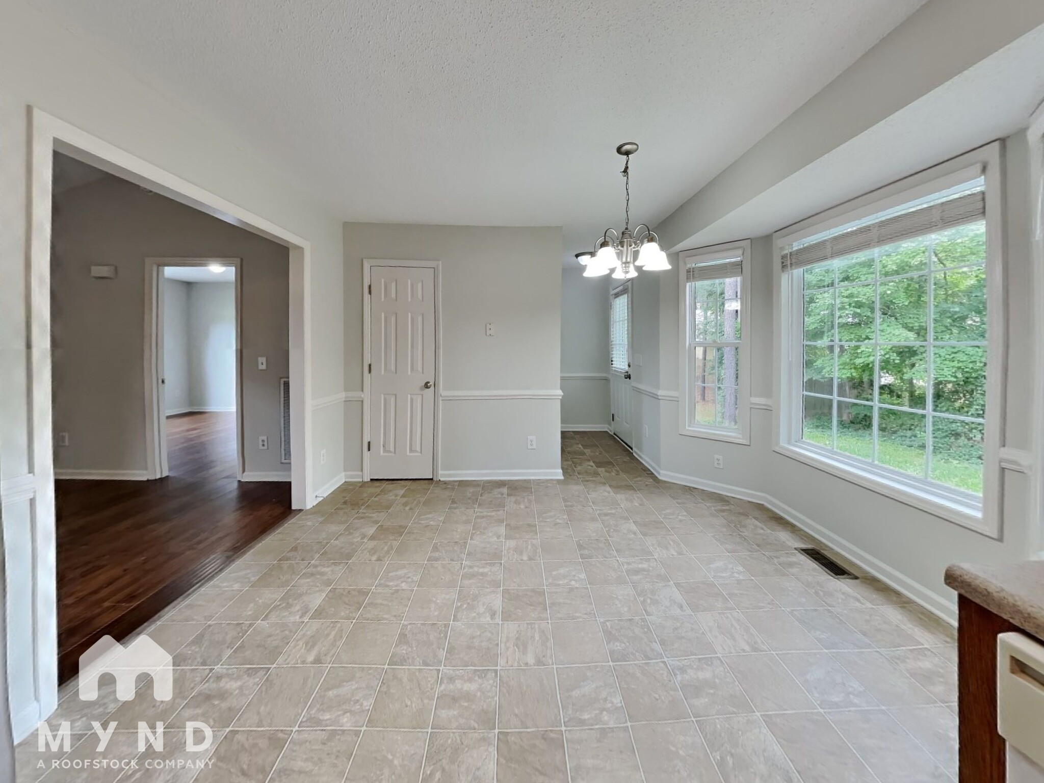 Building Photo - 2036 Ballston Pl