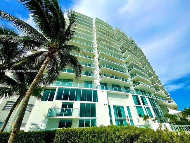 Building Photo - 6700 Indian Creek Dr