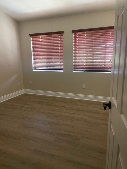 Building Photo - 3969 Nobel Dr