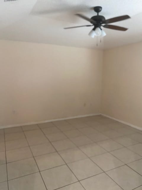 Building Photo - 4548 Raintree Ridge Rd
