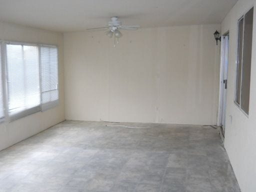 Building Photo - 12760 Sunnymeadows Dr