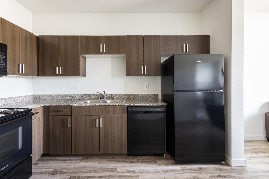 Building Photo - Hawks Landing