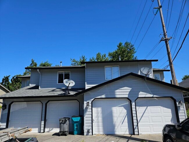 Primary Photo - 12204 SE 7th St