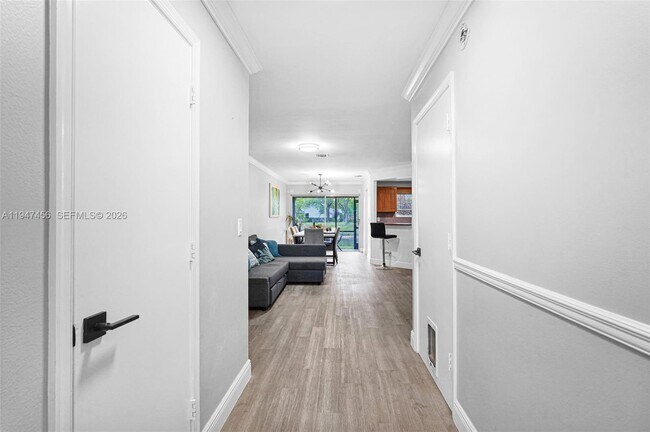 Building Photo - 2149 Discovery Cir W