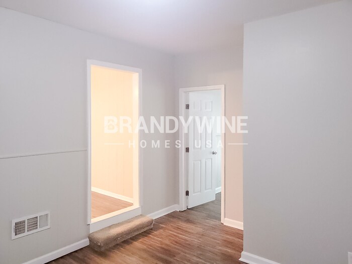 Building Photo - 2560 Foxlair Trail