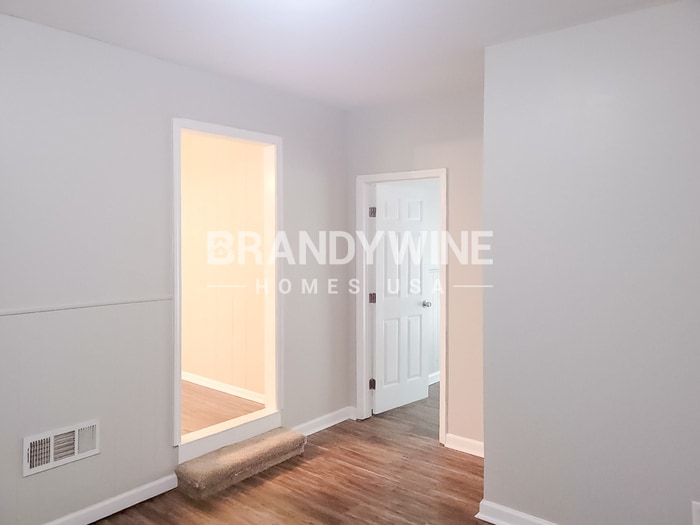 Building Photo - 2560 Foxlair Trail