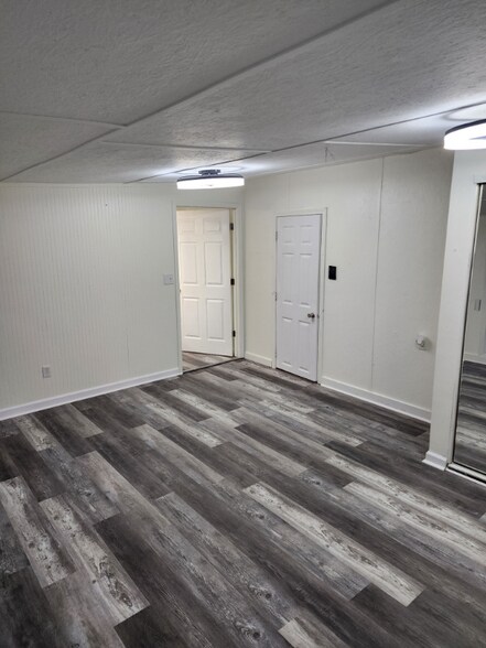 Building Photo - 144 Co Rd 346