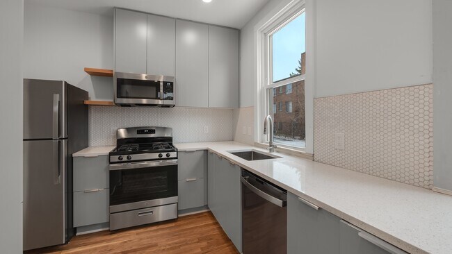 Building Photo - K8 Apartments