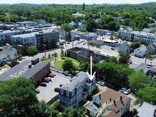 Building Photo - 18 Gilkey Ct