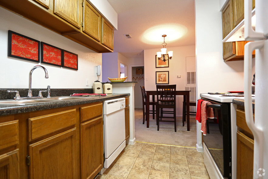 Interior Photo - Remington Apartments