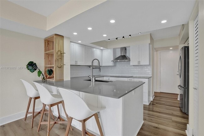 Building Photo - 20822 San Simeon Way