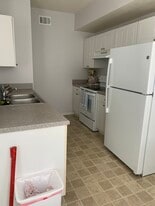 Building Photo - 5692 Star Rush Dr