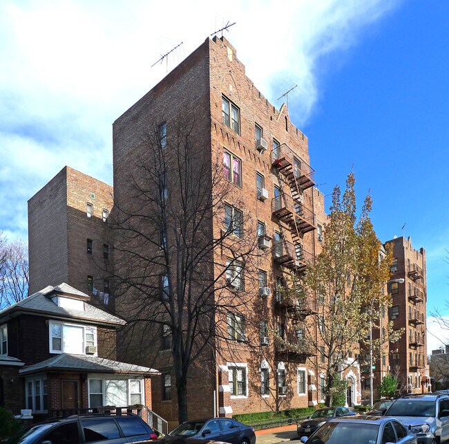 Building Photo - 505 Elmwood Avenue