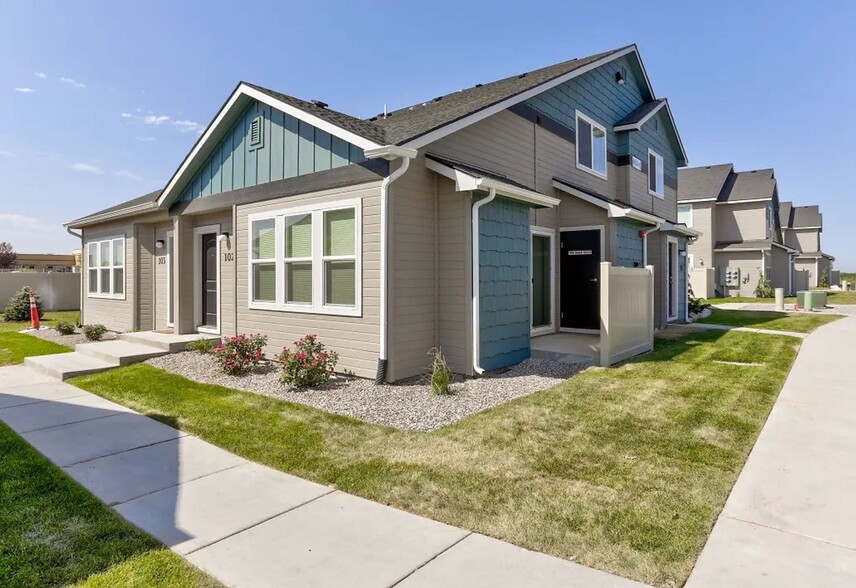 Interior Photo - Creekside Townhomes