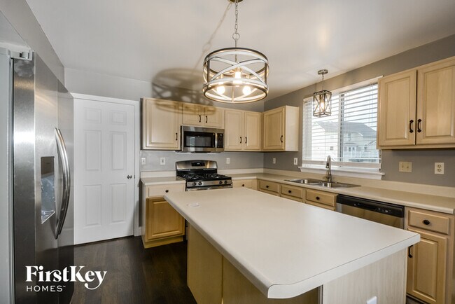 Building Photo - 1016 Scenic Oaks Ct