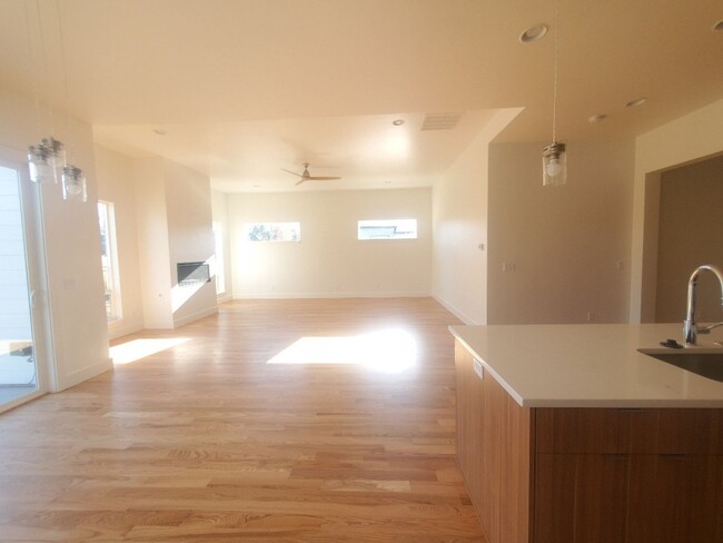 Building Photo - Beautiful  Eagle home
