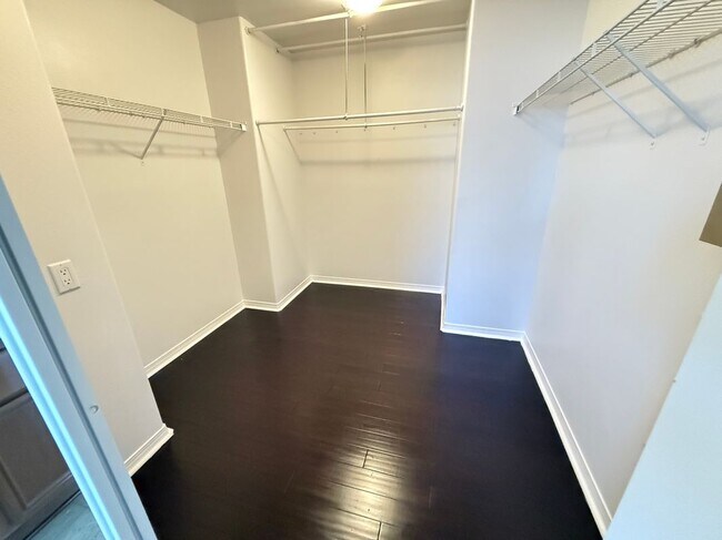 Building Photo - 9093 Seal Beach Dr
