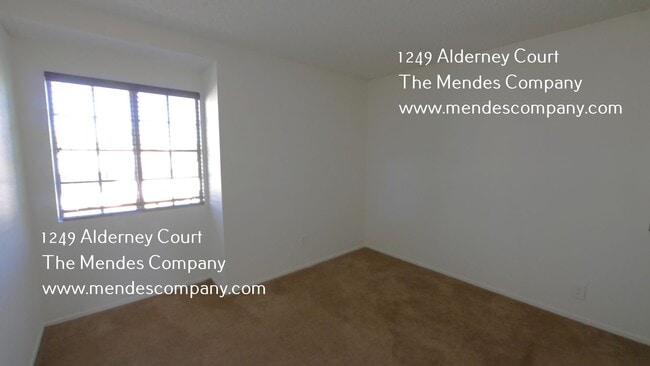 Building Photo - 1249 Alderney Ct