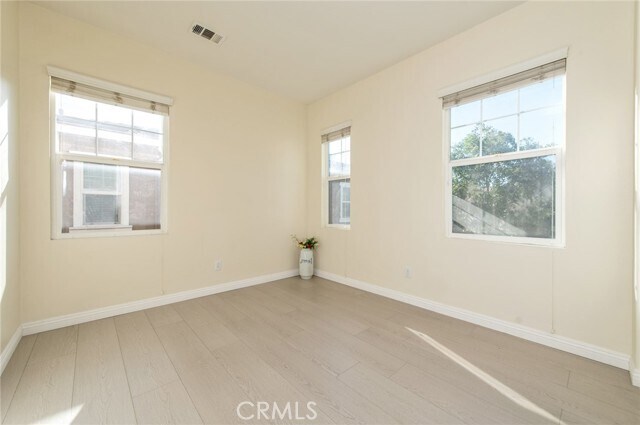 Building Photo - 2841 E Via Terrano