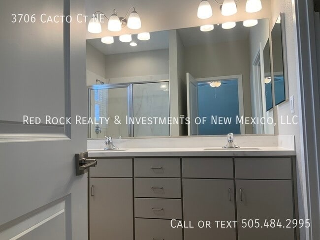 Building Photo - 3706 Cacto Ct