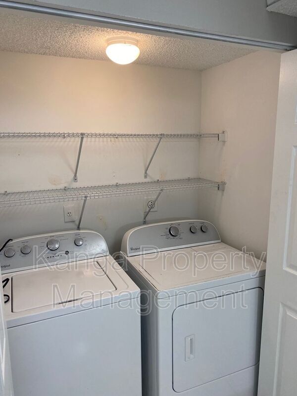 Building Photo - 11429 NW 35th St