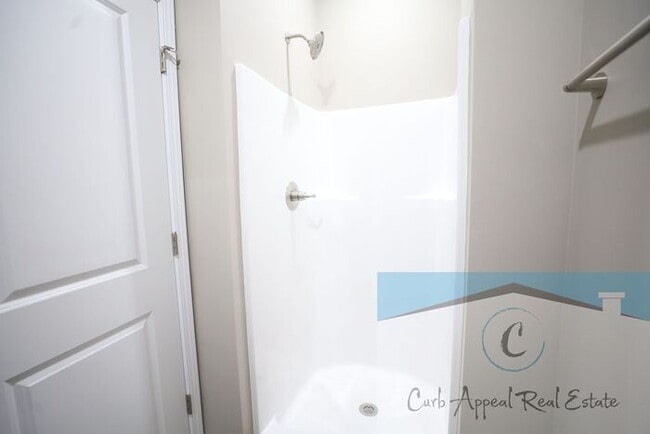 Building Photo - Luxury 2 bed 2 bath apartment - brand new construction!! Washer, dryer, internet, cable and utili...