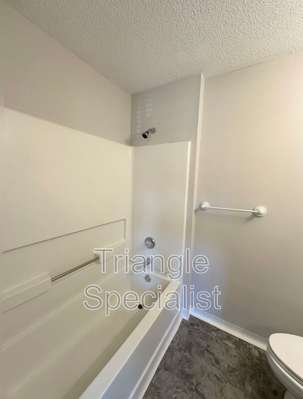 Building Photo - 1251 University Ct