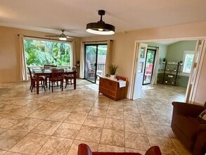Building Photo - 529 Ekahi Way