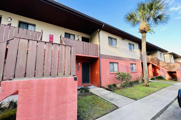 Building Photo - 1604 University Ln