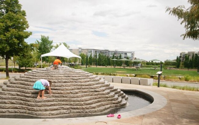 Building Photo - 2436 Syracuse St