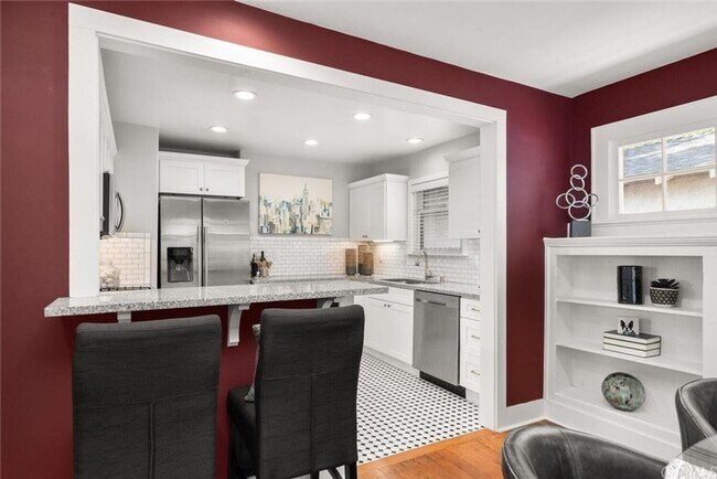 Building Photo - CHARMING HOME IN THE AVENUES